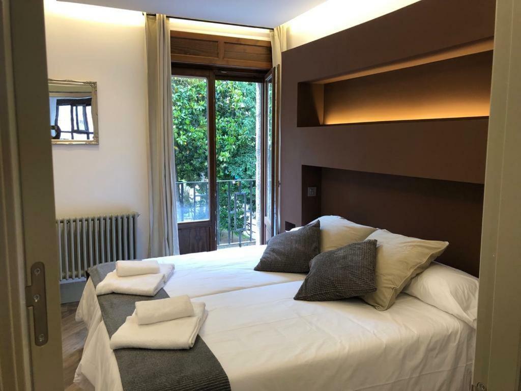 Casa Abego Apartment Onís Екстериор снимка